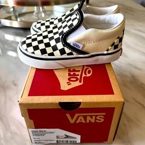 Slip on checkerboard Vans toddler